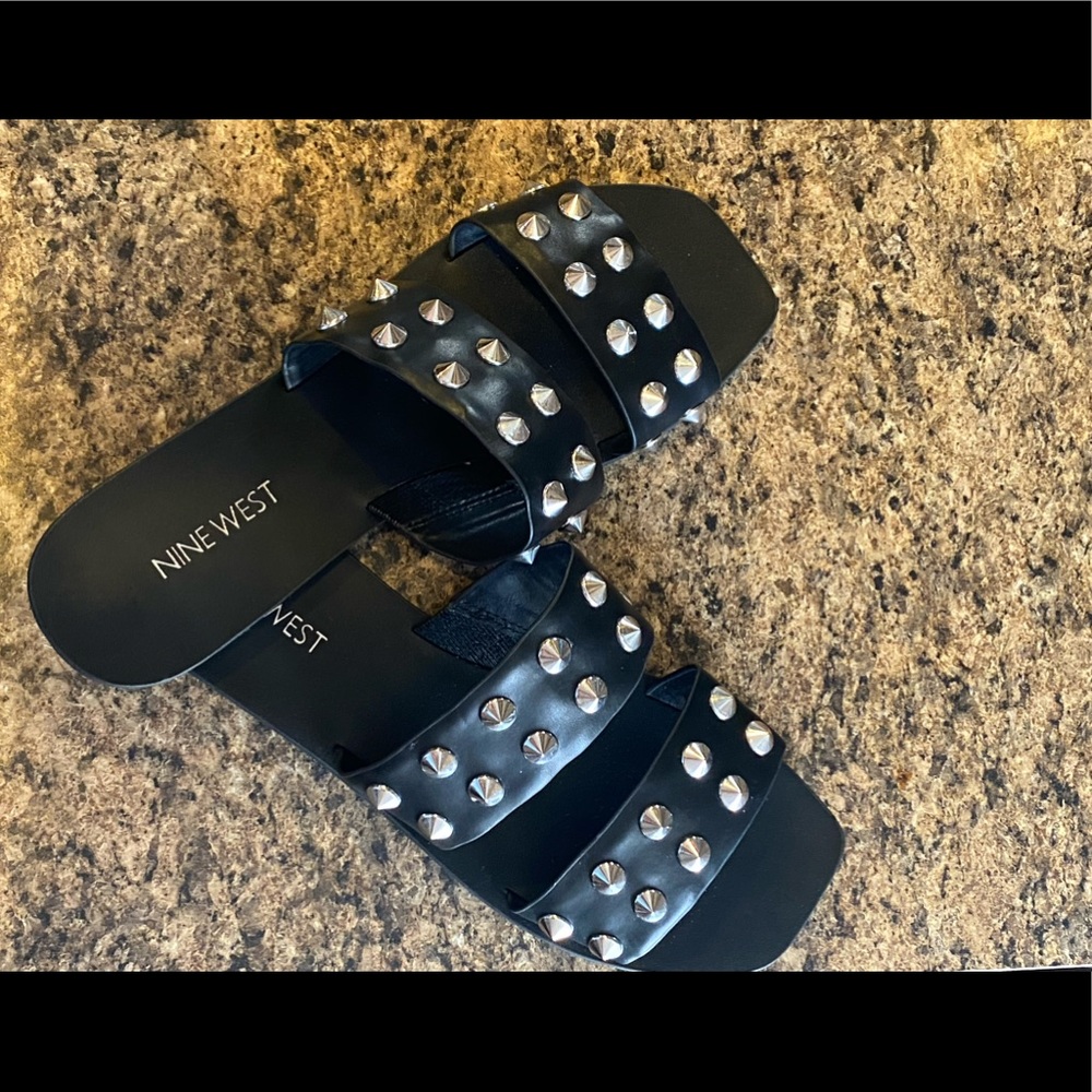 Never worn Nine West Sandals